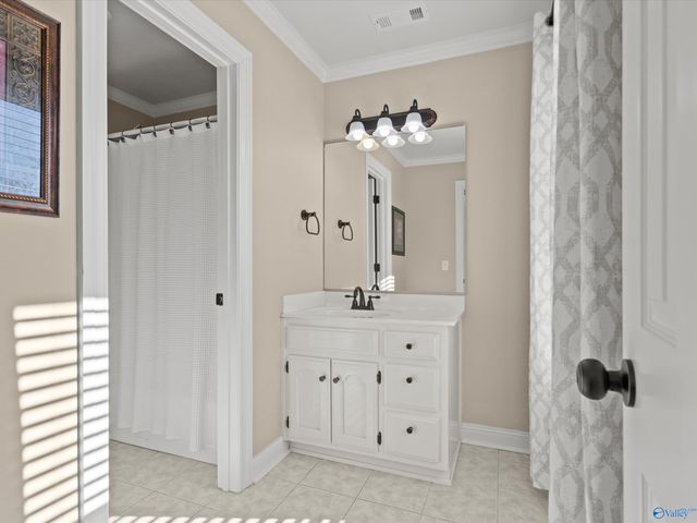 2717 Whistler Lane, Owens Cross Roads, AL 35763