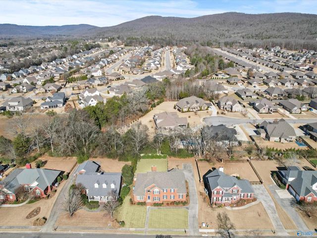 2717 Whistler Lane, Owens Cross Roads, AL 35763