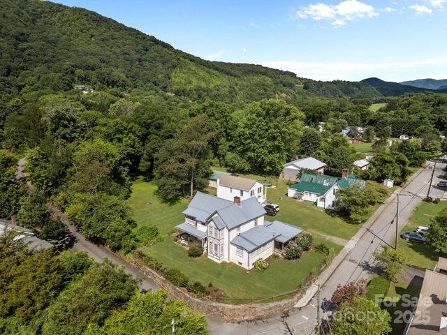 133 Lawson Street, Hot Springs, NC 28743