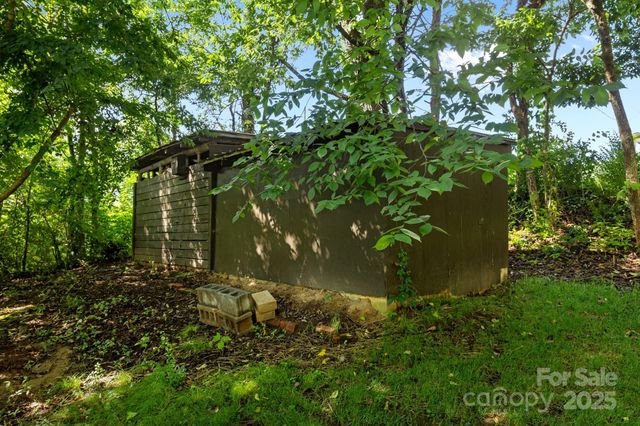 133 Lawson Street, Hot Springs, NC 28743