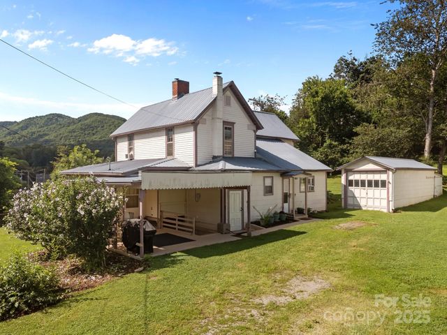 133 Lawson Street, Hot Springs, NC 28743