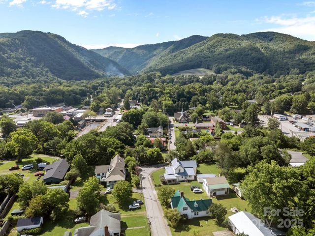 133 Lawson Street, Hot Springs, NC 28743