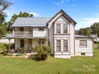 133 Lawson Street, Hot Springs, NC 28743