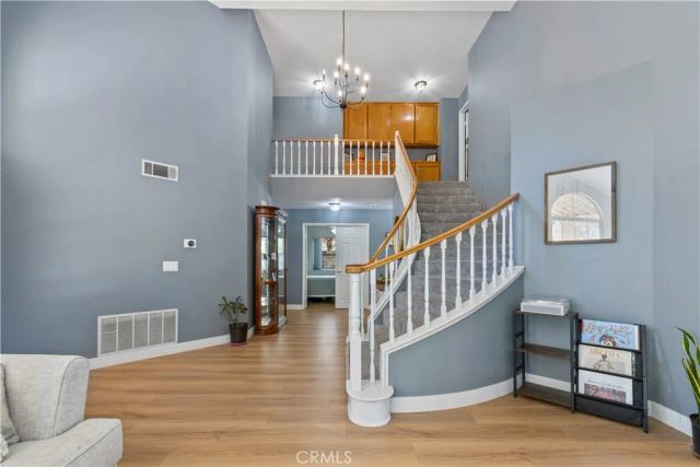 22120 Grovepark, Saugus, CA 91350