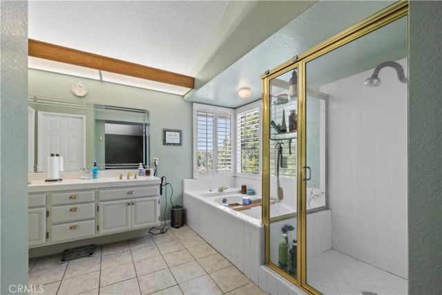 22120 Grovepark, Saugus, CA 91350