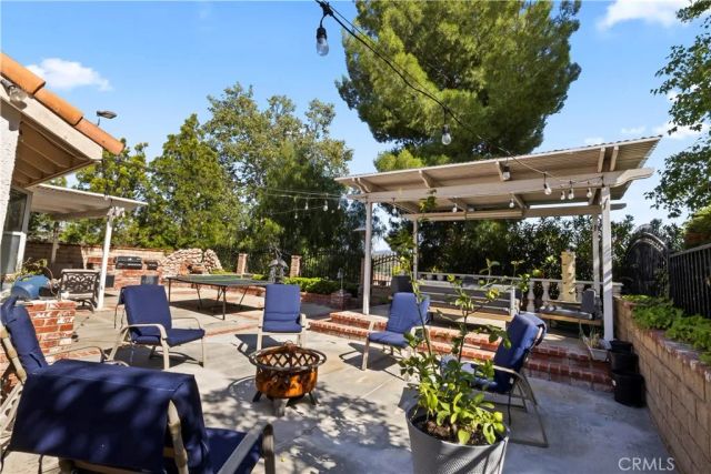 22120 Grovepark, Saugus, CA 91350