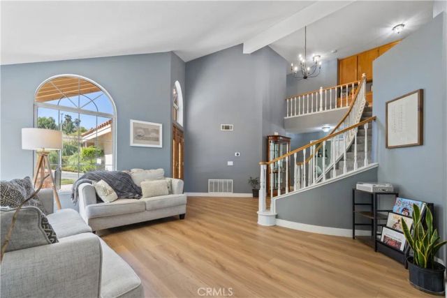 22120 Grovepark, Saugus, CA 91350