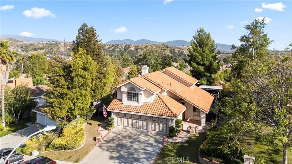 22120 Grovepark, Saugus, CA 91350