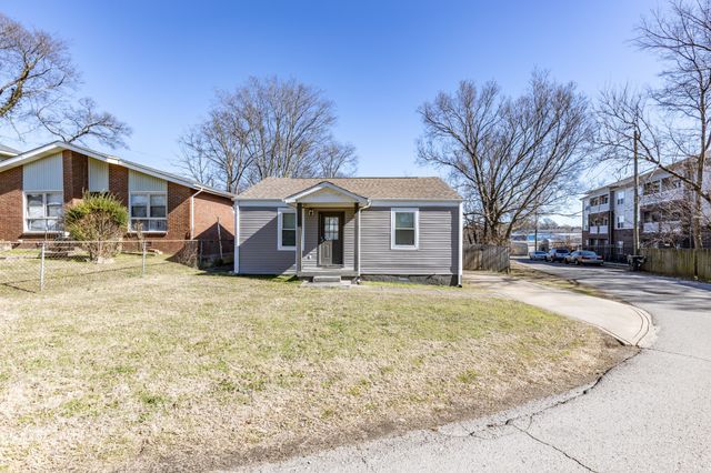 1018 Clemmons St, Nashville, TN 37210