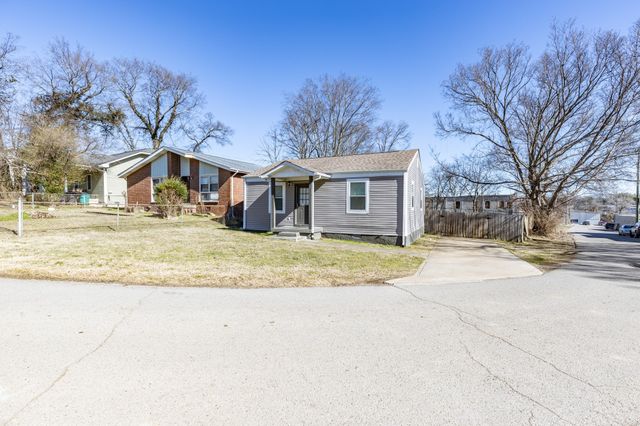 1018 Clemmons St, Nashville, TN 37210