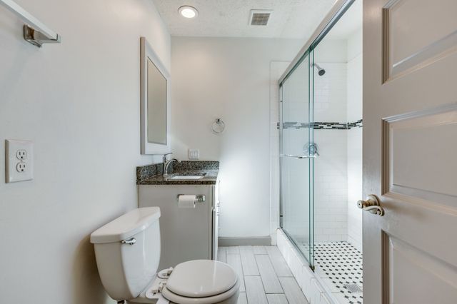 1018 Clemmons St, Nashville, TN 37210