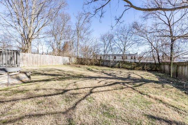 1018 Clemmons St, Nashville, TN 37210