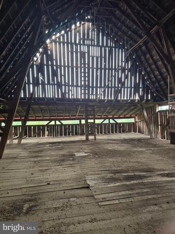 RED BARN LN, Linden, VA 22642