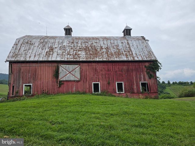 RED BARN LN, Linden, VA 22642