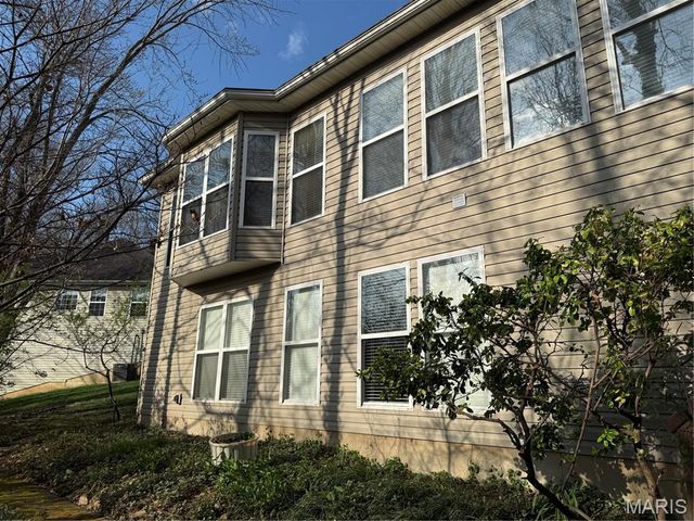1104 Boars Head Court, Lake St Louis, MO 63367