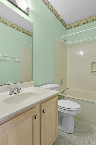 1104 Boars Head Court, Lake St Louis, MO 63367