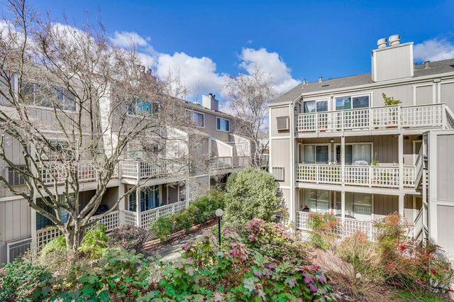 2709 2709 Oak Rd G, Walnut Creek, CA 94597