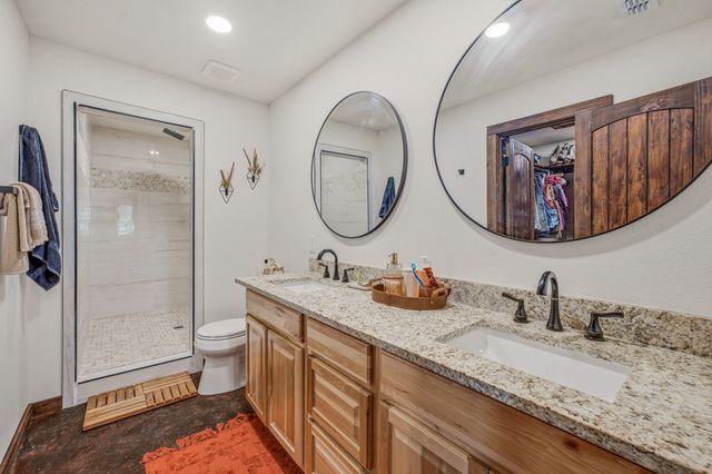 7414 Boswell Court, Lipan, TX 76462