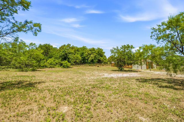 7414 Boswell Court, Lipan, TX 76462