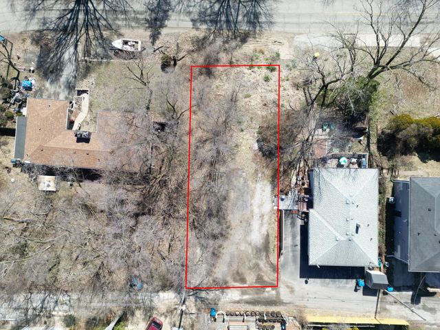 8724 Oak Avenue, Gary, IN 46403