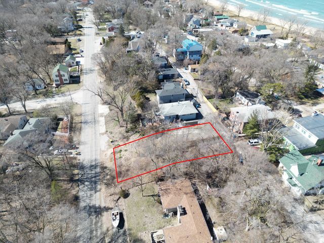 8724 Oak Avenue, Gary, IN 46403