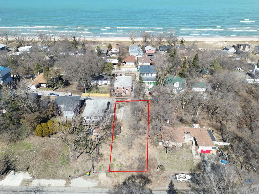 8724 Oak Avenue, Gary, IN 46403