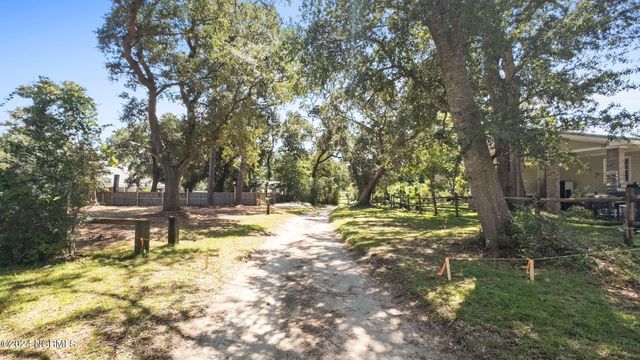 950 Hankinsville Road, Southport, NC 28461