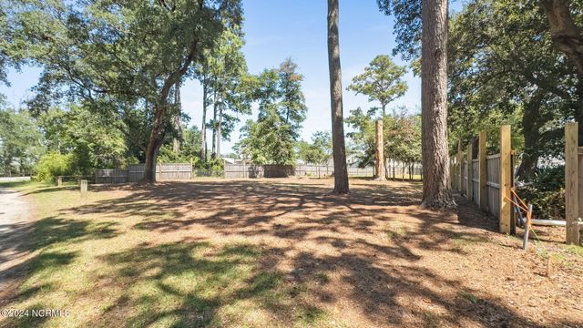 950 Hankinsville Road, Southport, NC 28461