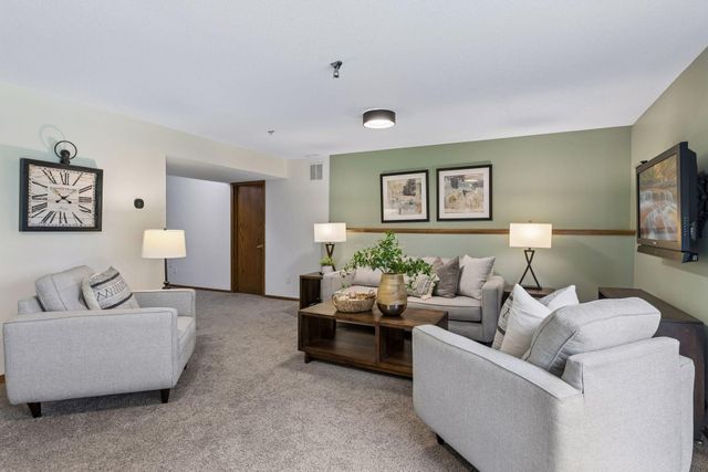 7966 Island Road, Eden Prairie, MN 55347