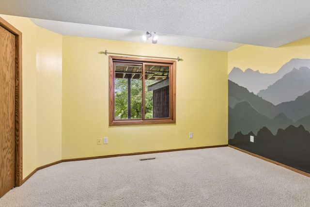 7966 Island Road, Eden Prairie, MN 55347