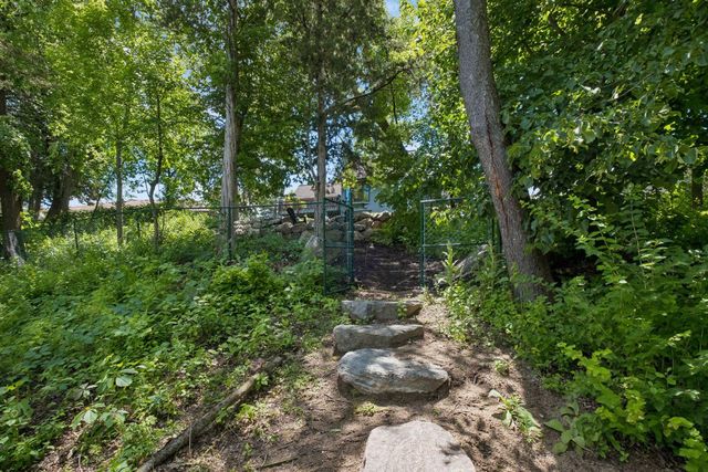 7966 Island Road, Eden Prairie, MN 55347