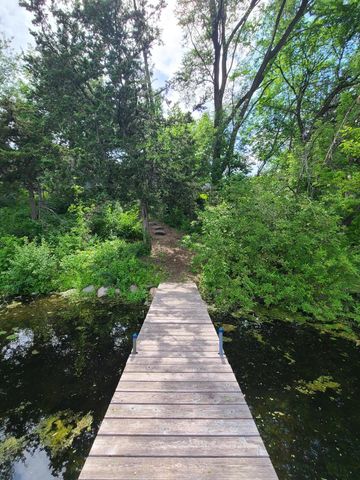 7966 Island Road, Eden Prairie, MN 55347
