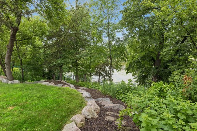 7966 Island Road, Eden Prairie, MN 55347
