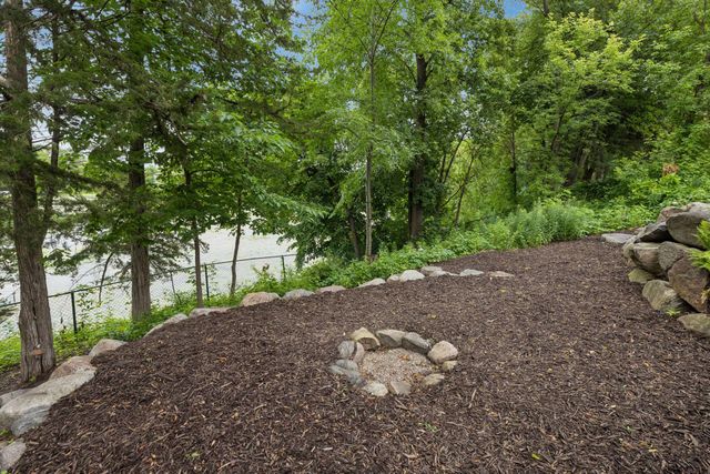 7966 Island Road, Eden Prairie, MN 55347