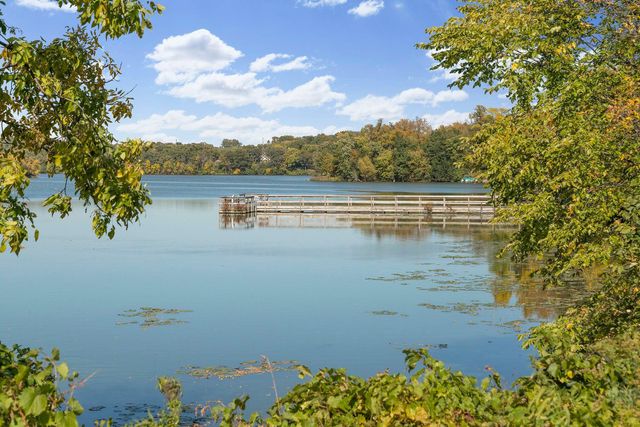 7966 Island Road, Eden Prairie, MN 55347