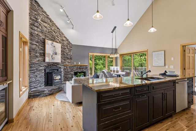 7966 Island Road, Eden Prairie, MN 55347