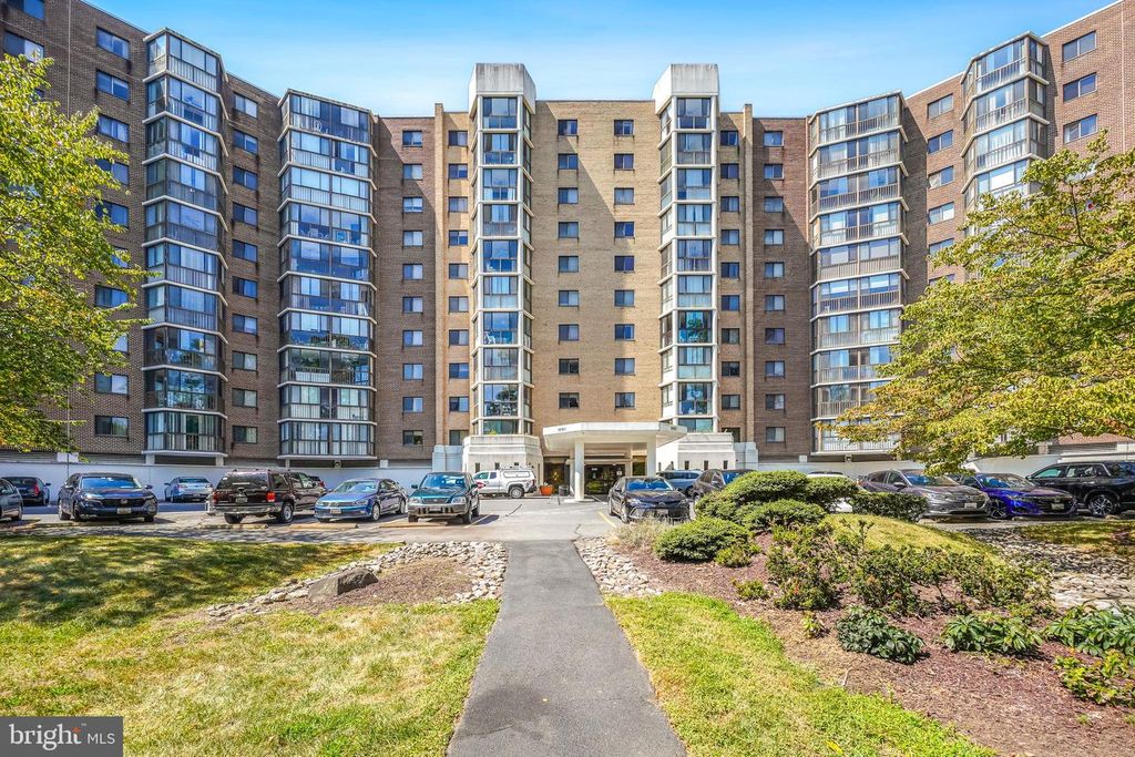 15101 INTERLACHEN DR #1-1015, Silver Spring, MD 20906