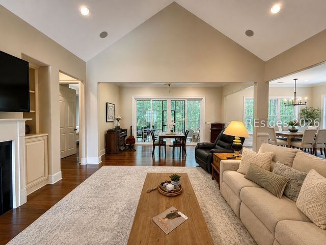 4 Sago Pl, Bluffton, SC 29909