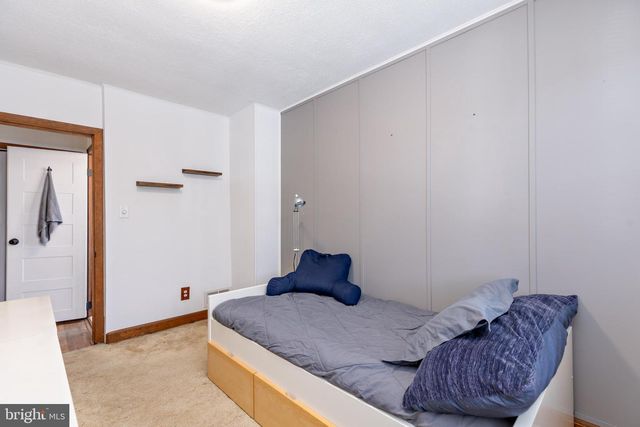 1654 MANOR RD, Baltimore, MD 21222