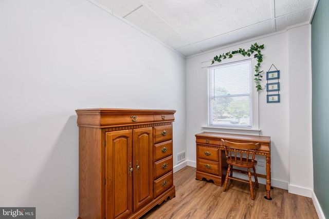 1654 MANOR RD, Baltimore, MD 21222