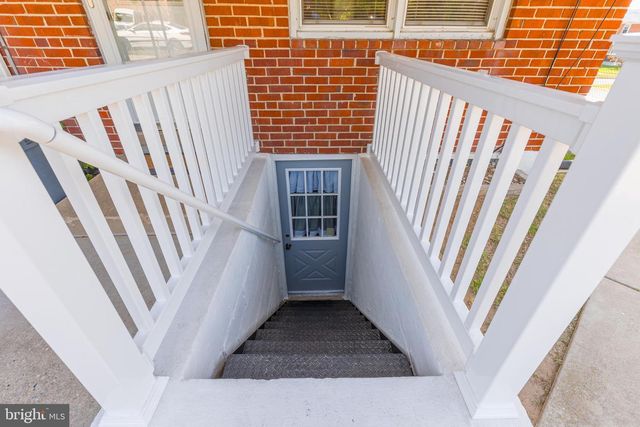 1654 MANOR RD, Baltimore, MD 21222