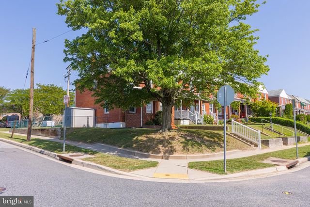1654 MANOR RD, Baltimore, MD 21222