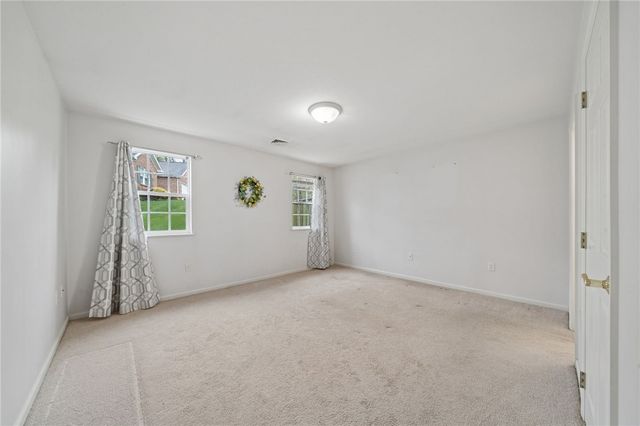 108 Merion Ct, Hempfield Twp, PA 15601