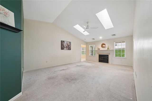 108 Merion Ct, Hempfield Twp, PA 15601