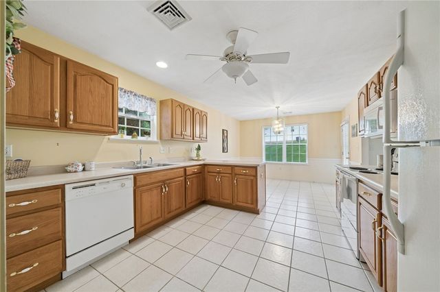 108 Merion Ct, Hempfield Twp, PA 15601
