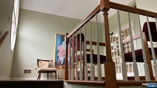 955 Lincoln Avenue, Glen Rock, NJ 07452