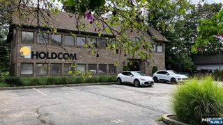 955 Lincoln Avenue, Glen Rock, NJ 07452
