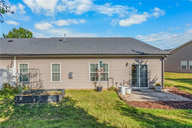 1831 Grand Silo Way, Winston-salem, NC 27127
