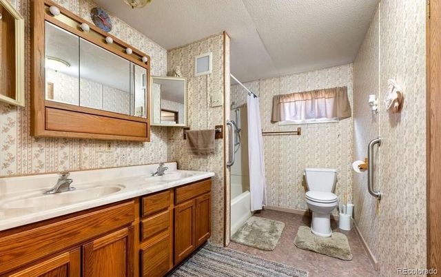 2219 W 28th Street, Pueblo, CO 81003