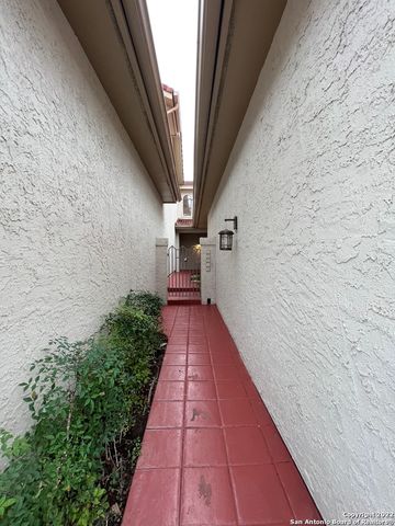 19215 TANOAN, San Antonio, TX 78258